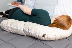 Snoogle Mini Supreme Back Support in Lightly Latte
