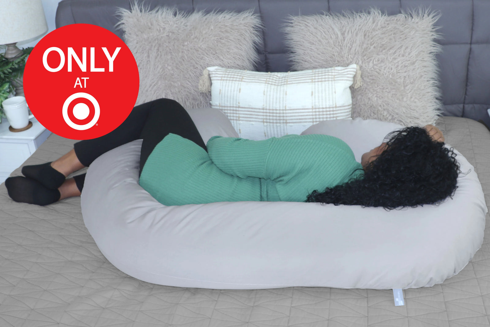 Snoogle Signature Tummy Support in Peaceful Gray