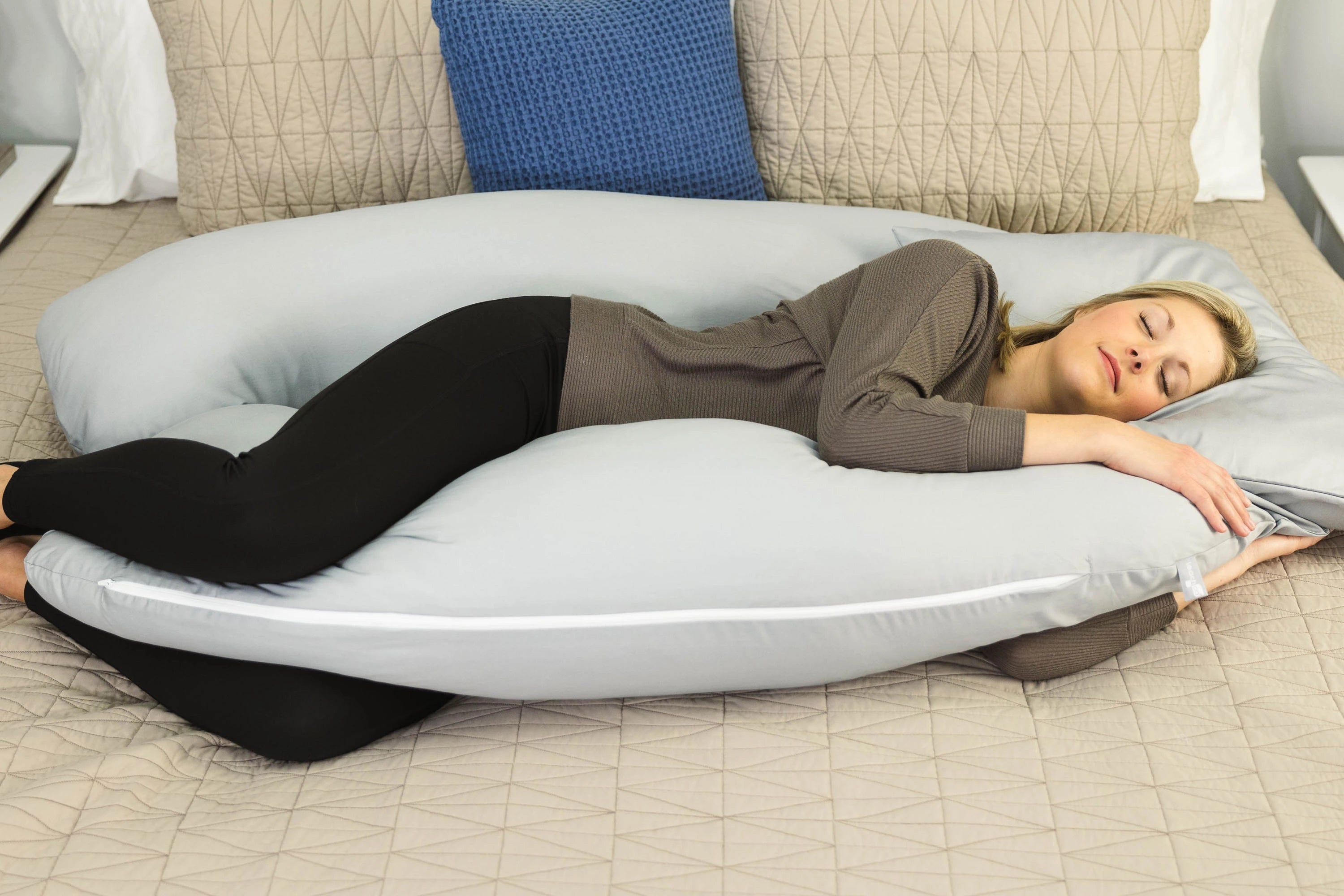 Pregnancy pillow leachco back n belly best sale
