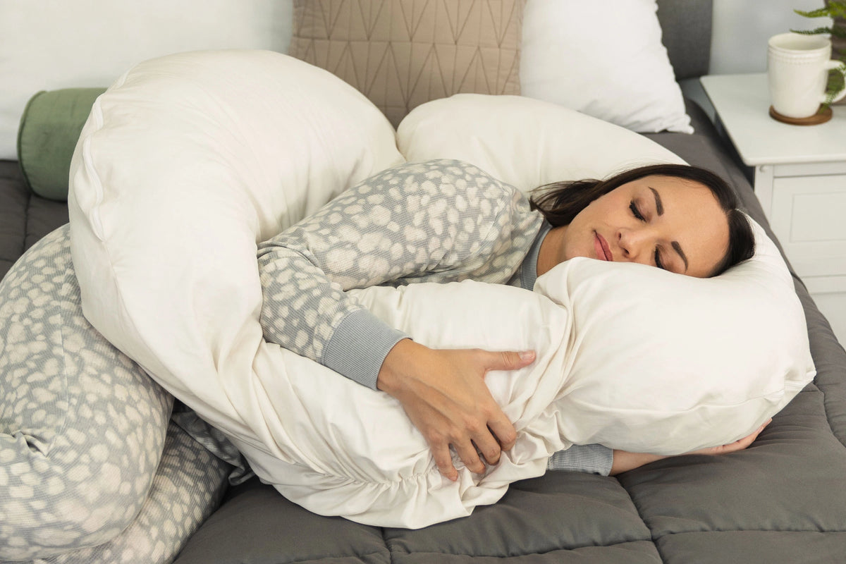 Grow To Sleep Supreme Body Pillow Elastic Center Cuddles in Ivory