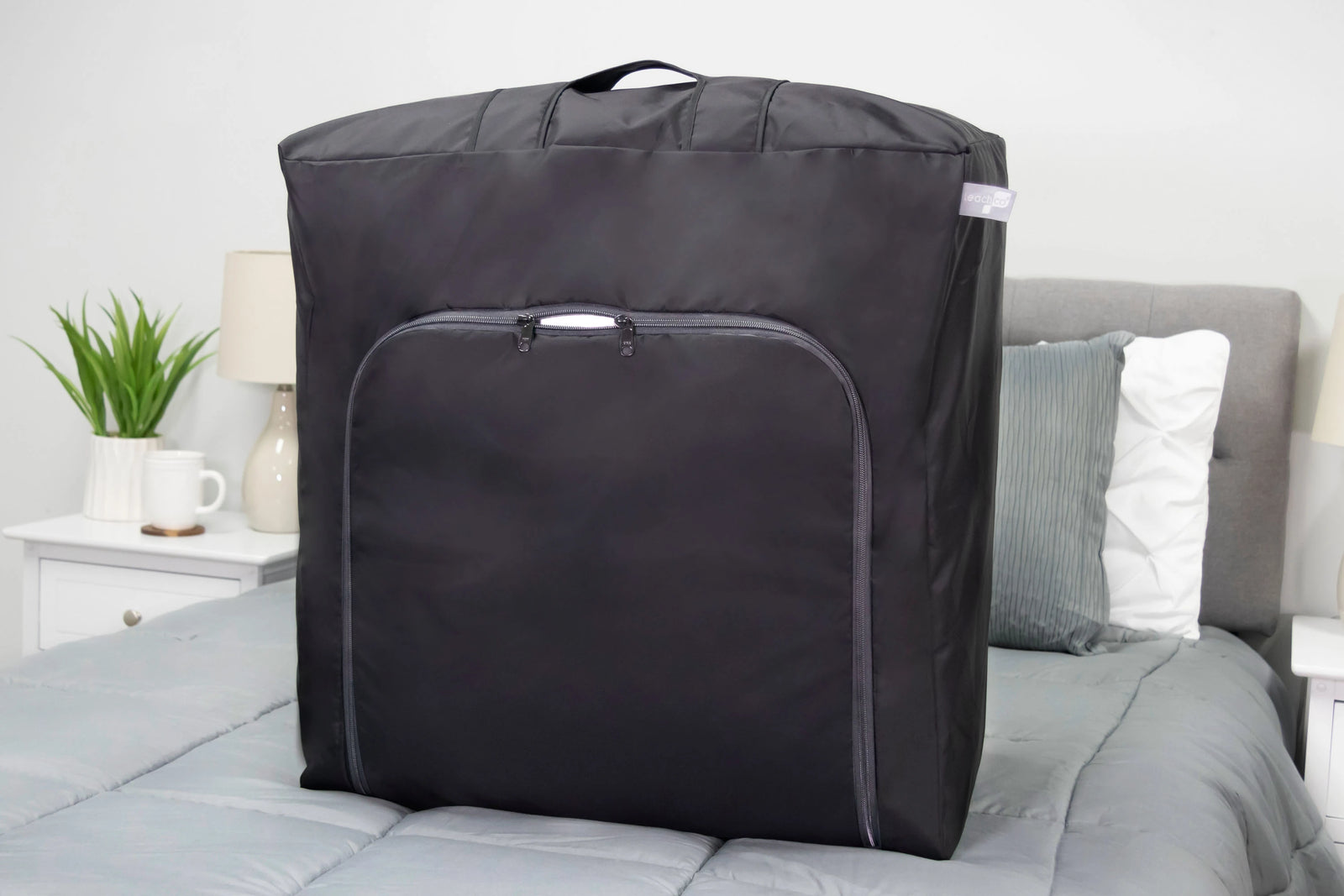 What do I pack in my hospital bag? - Leachco, Inc